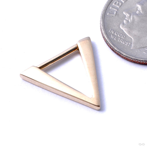 Geometric Triangle Clicker in Gold from LeRoi in Yellow Gold