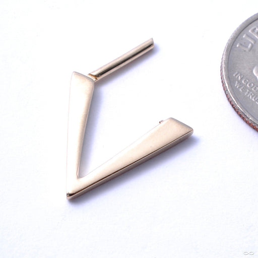 Geometric Triangle Clicker in Gold from LeRoi in Yellow Gold