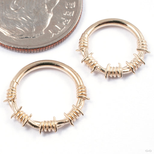 Barbed Wire Seam Ring in Gold from Tawapa in assorted sizes