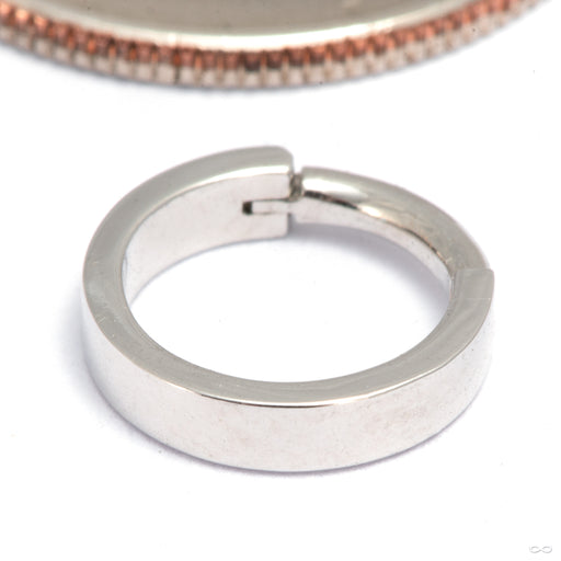 Cassiopea Null Clicker in 14k White Gold from Auris Jewellery