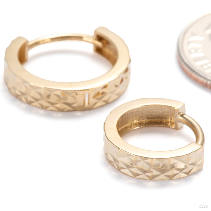 Faceted Clicker in Gold from Ember Body Jewelry in assorted sizes