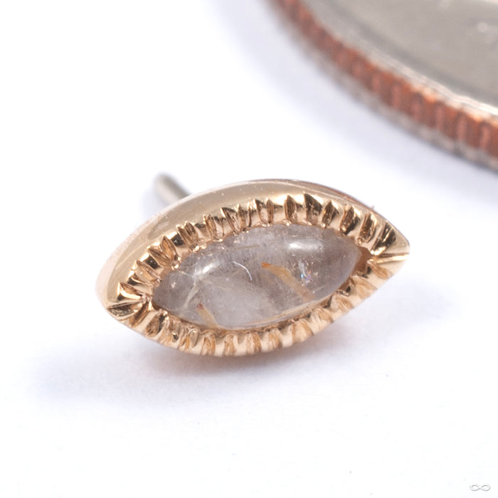 Grizant Leaf Cabochon Press-fit End in Gold from Auris Jewellery in yellow gold with labradorite