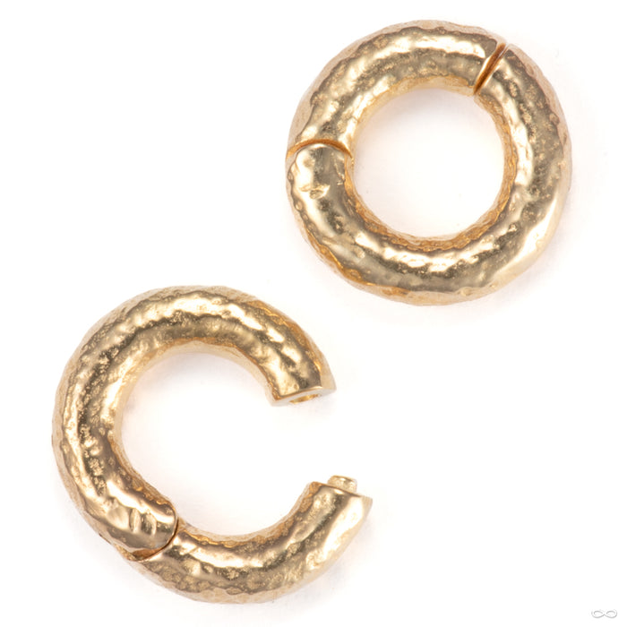 Hammered Clicker Weights Yellow Gold 6g from Symmetry Body Jewelry open