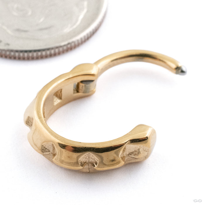 Hellas Clicker from Tether Jewelry in Yellow-gold-plated Stainless Steel open detail shot