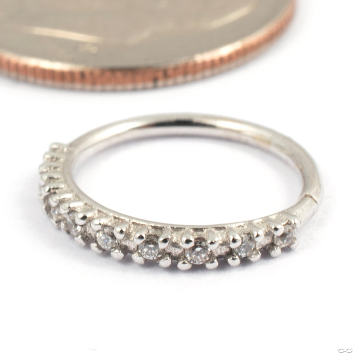 Hera Seam Ring in Gold from Tawapa in white gold with cz