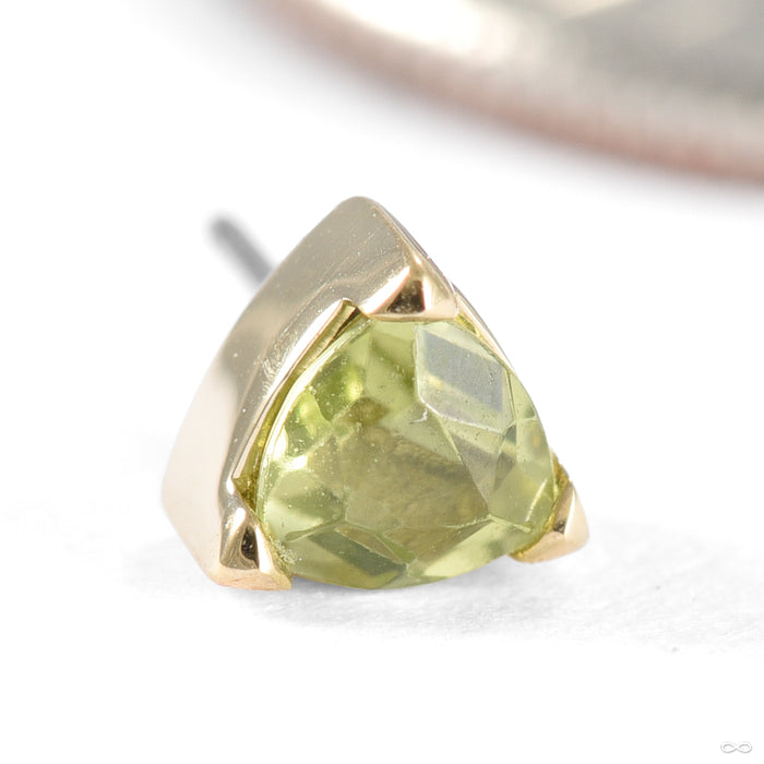 Lennox Press-fit End in Gold from Tether Jewelry in yellow gold with peridot