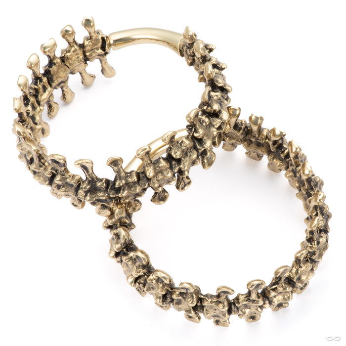 Náströnd in Brass from Symmetry Body Jewelry