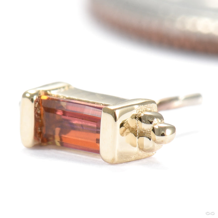 Siva Press-fit End in Gold from BVLA in yellow gold with anastasia topaz