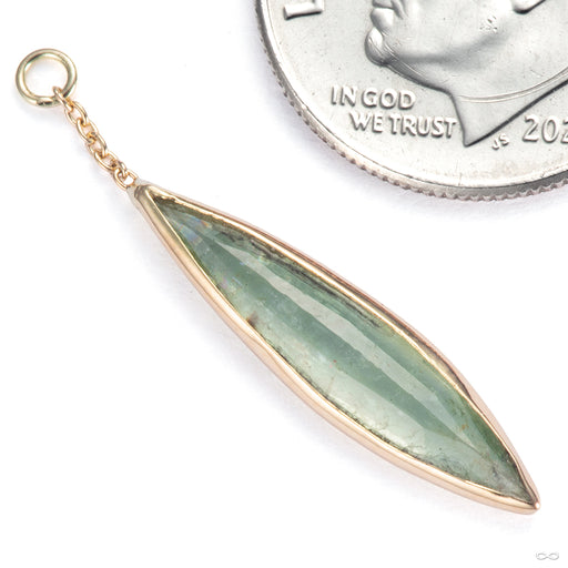 Sliver Charm in 18k Yellow Gold with Peridot from Diablo Organics