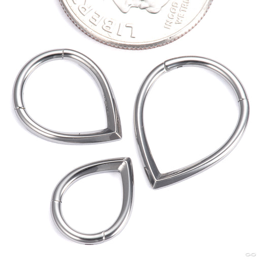 V Clicker in Titanium from Diablo Organics group