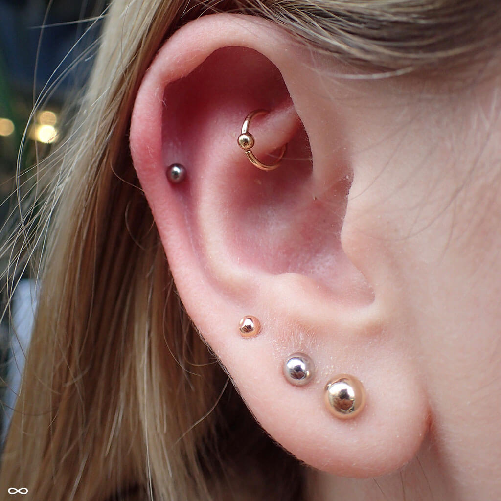 Wierd Rook Rook Piercing Ring Gold