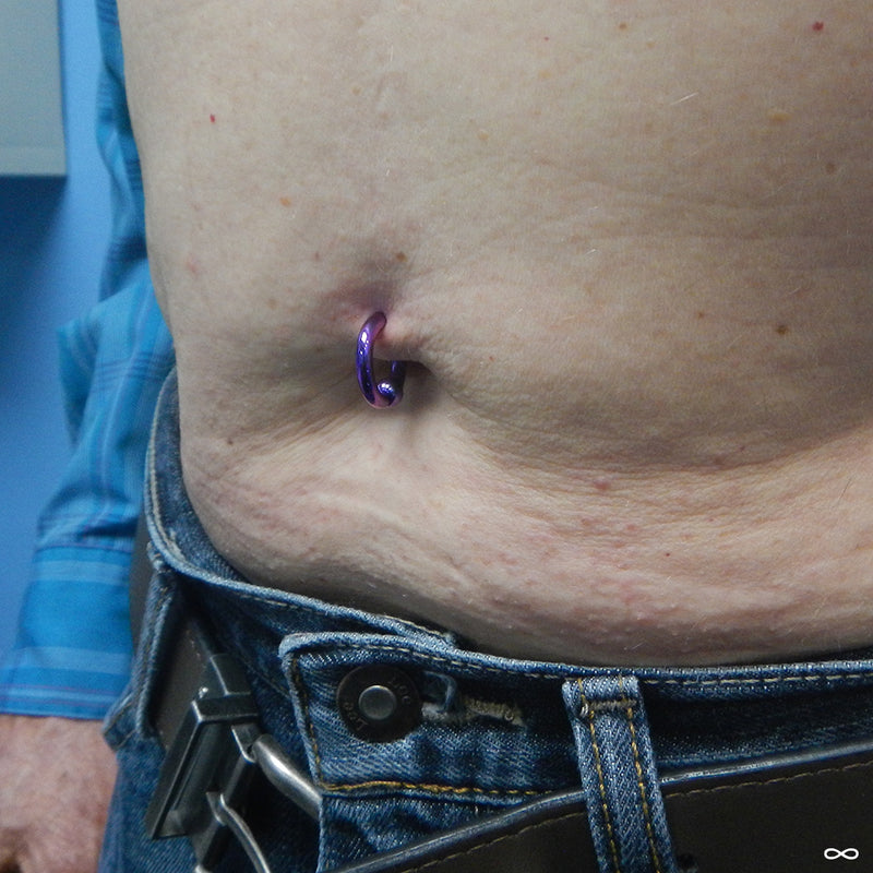 Healed navel piercing by Ed