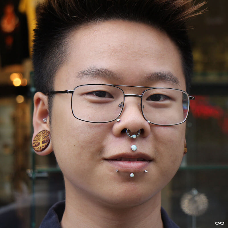 Lip and Philtrum piercings by Anna