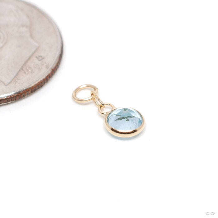 Brilliant Charm in Gold from Hialeah in yellow gold with blue topaz