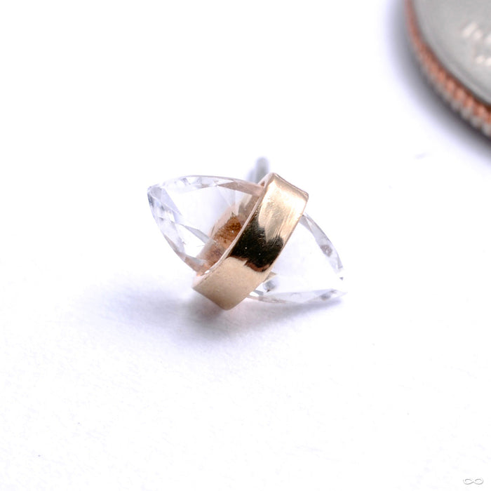 Crystalized Press-fit End in Gold from Pupil Hall with white topaz
