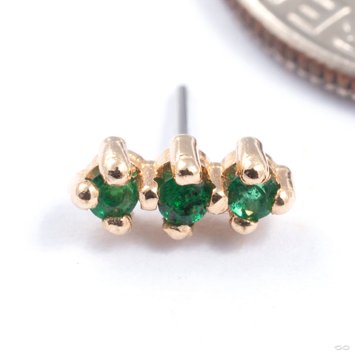 Gala Press-fit End in Gold from Quetzalli in yellow gold with emerald 3 stone