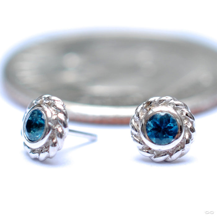 Mini Choctaw Press-fit End in Gold from BVLA with London Blue Topaz